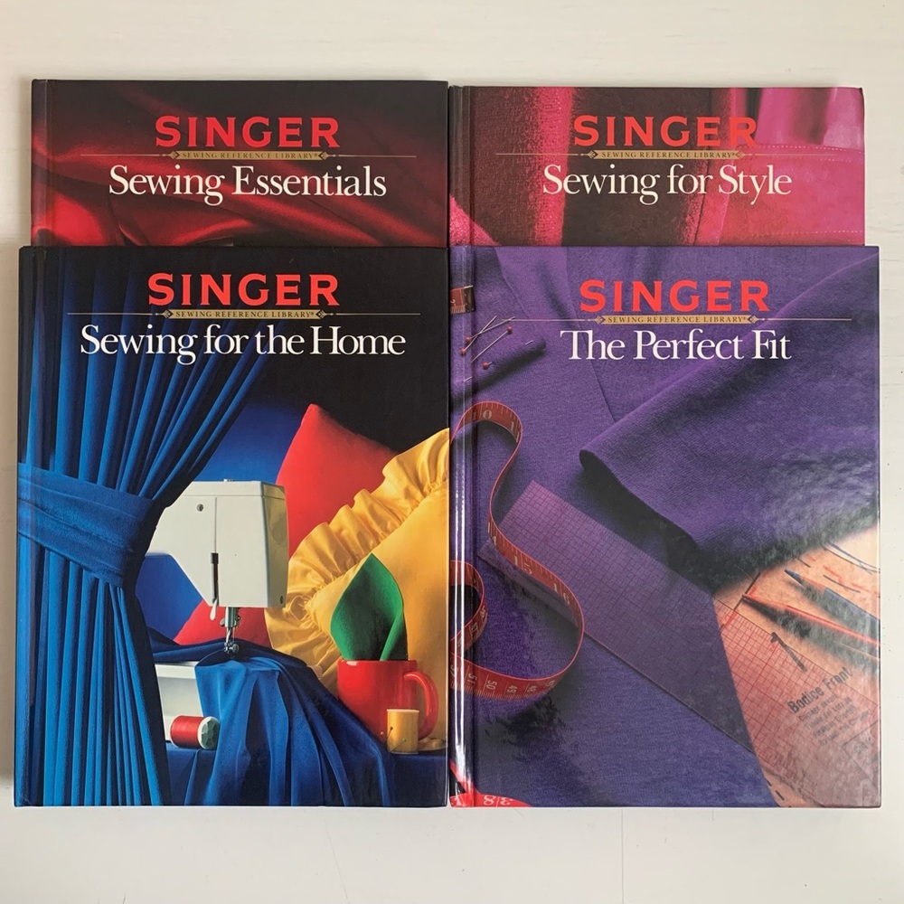 SINGER Sewing Books Lot of 4